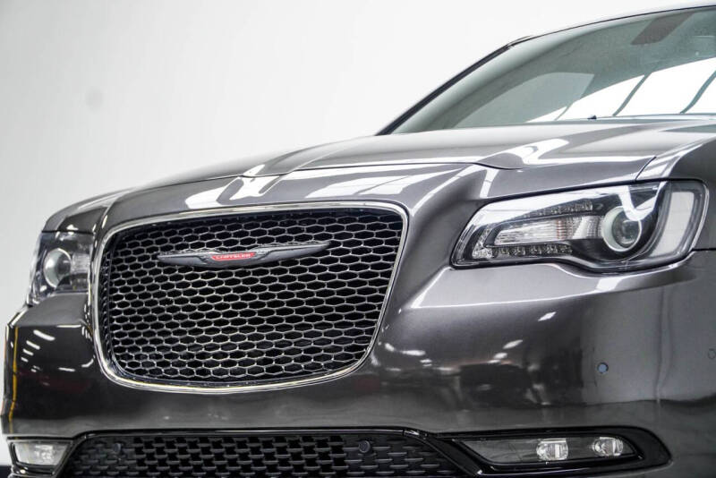 2022 Chrysler 300 S V6