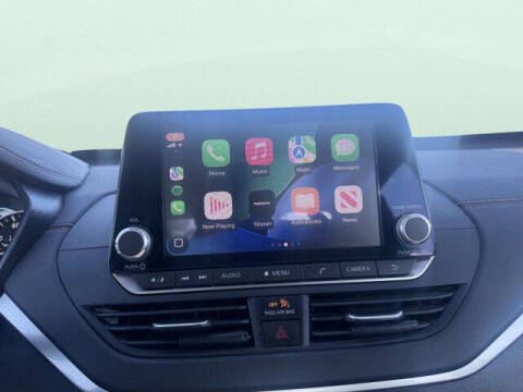 2022 Nissan Altima 2.5 SR