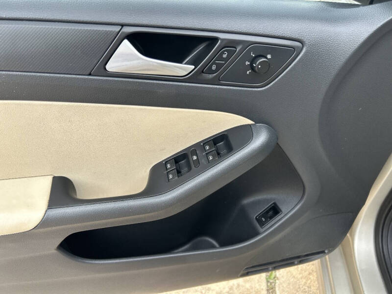 2014 Volkswagen Jetta SE