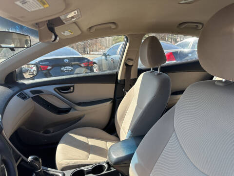 2014 Hyundai Elantra SE