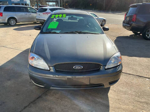 2005 Ford Taurus SE