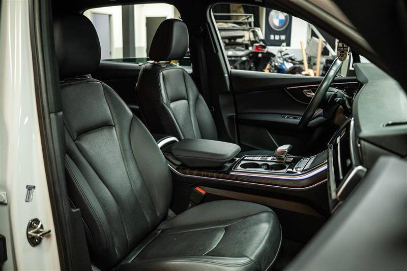 2022 Audi Q7 quattro Premium Plus 45 TFSI