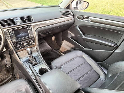 2016 Volkswagen Passat