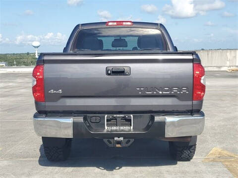 2017 Toyota Tundra SR5