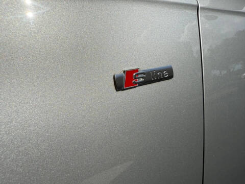 2014 Audi A4 2.0T quattro Premium Plus