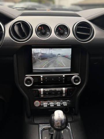 2017 Ford Mustang EcoBoost Premium