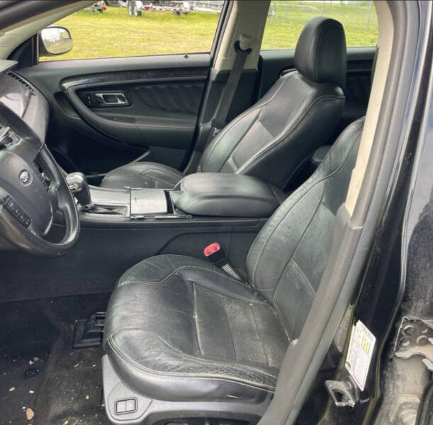 2012 Ford Taurus Limited