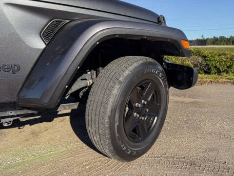 2021 Jeep Gladiator Sport