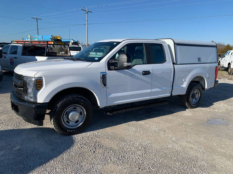 Ford F-250 Super Duty's photo