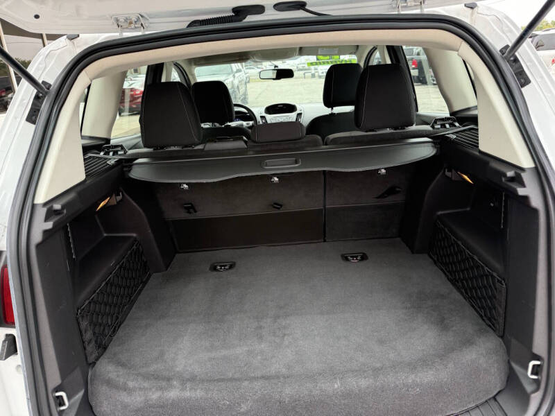 2015 Ford C-MAX Hybrid SE