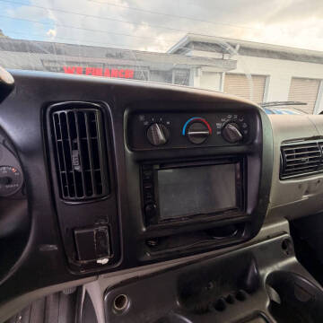 2001 Chevrolet Express G2500