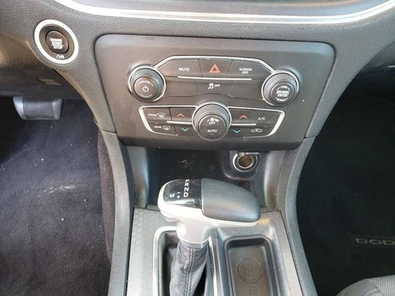 2017 Dodge Charger SXT