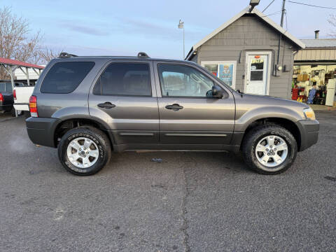 2005 Ford Escape XLT