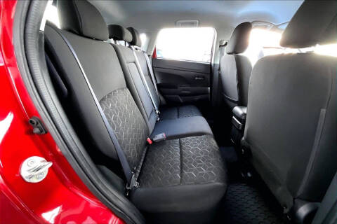 2022 Mitsubishi Outlander SE