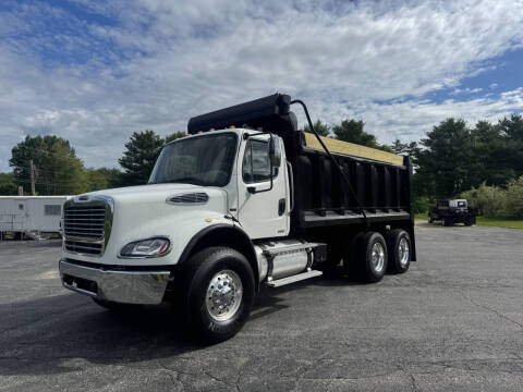 2005 Freightliner M2 112