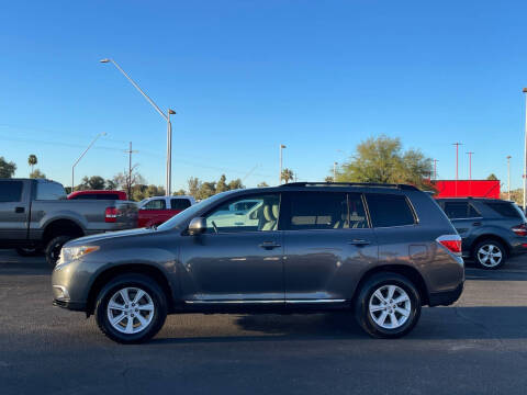 2013 Toyota Highlander SE