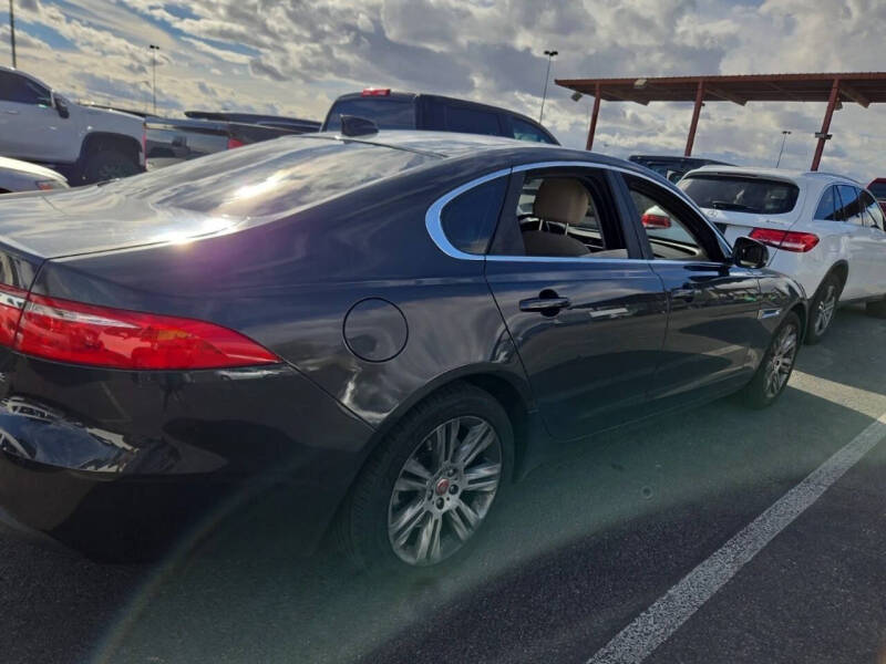 2017 Jaguar XF 35t Premium