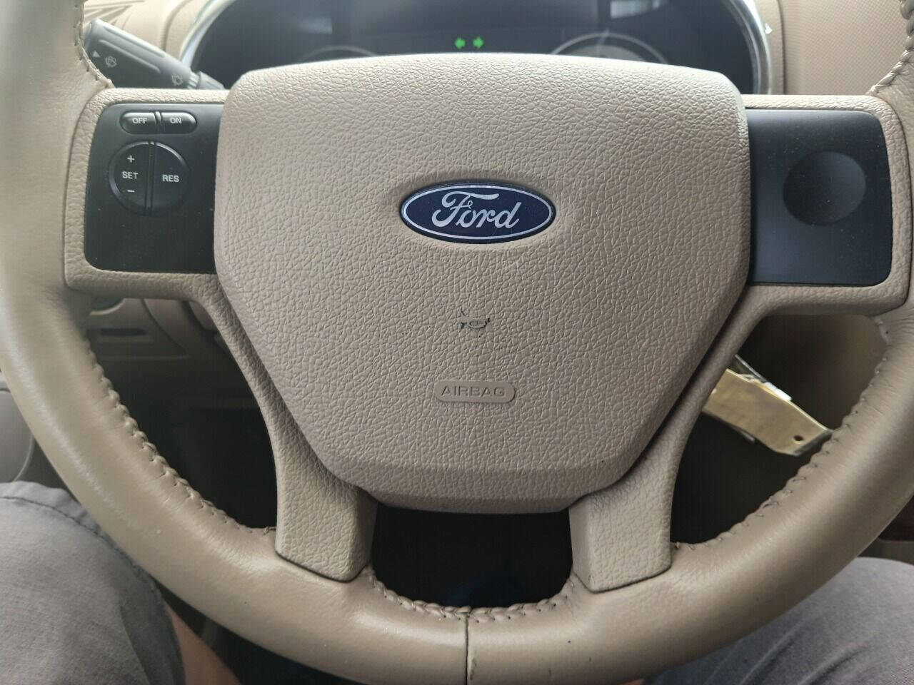 2007 Ford Explorer SUV / Crossover - $6,950
