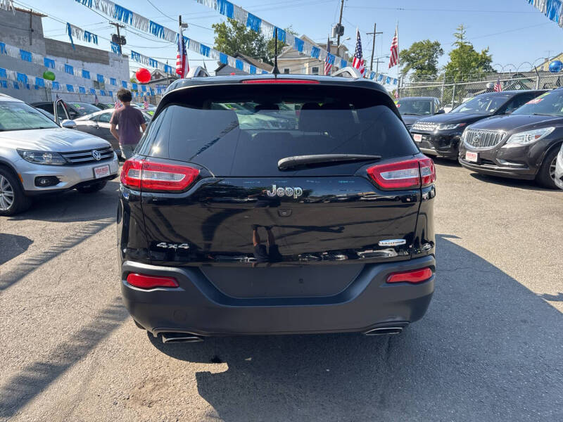 2017 Jeep Cherokee Latitude