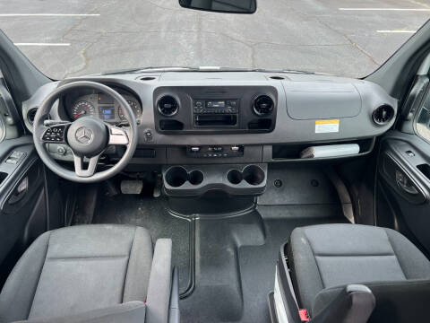 2022 Mercedes-Benz Sprinter 2500