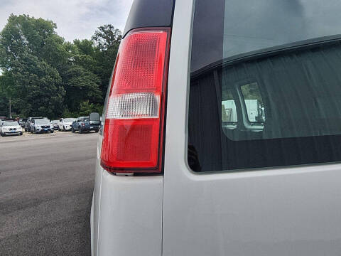 2025 GMC Savana 2500