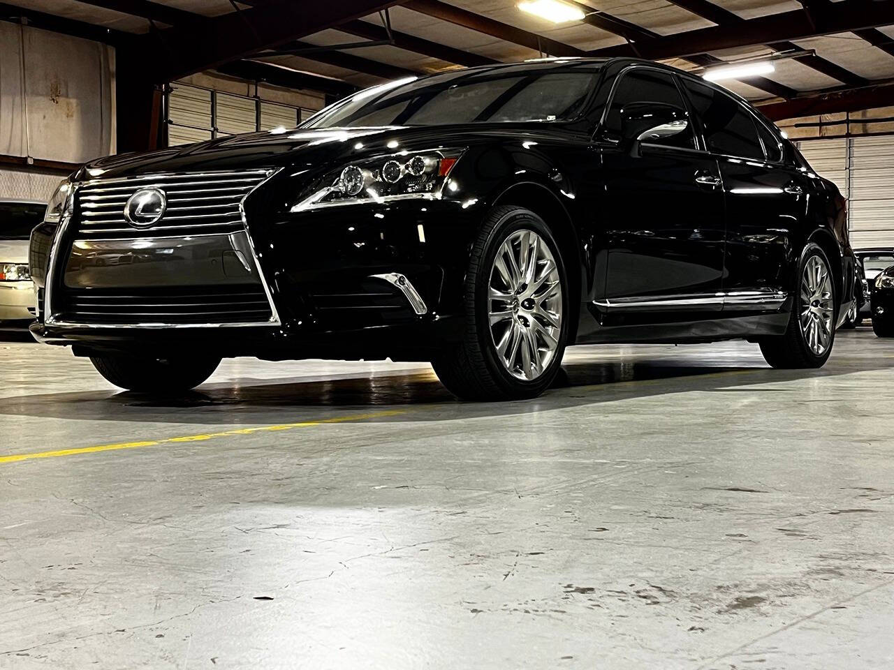 2014 Lexus LS 600h L for sale at Carnival Car Company in Victoria, TX