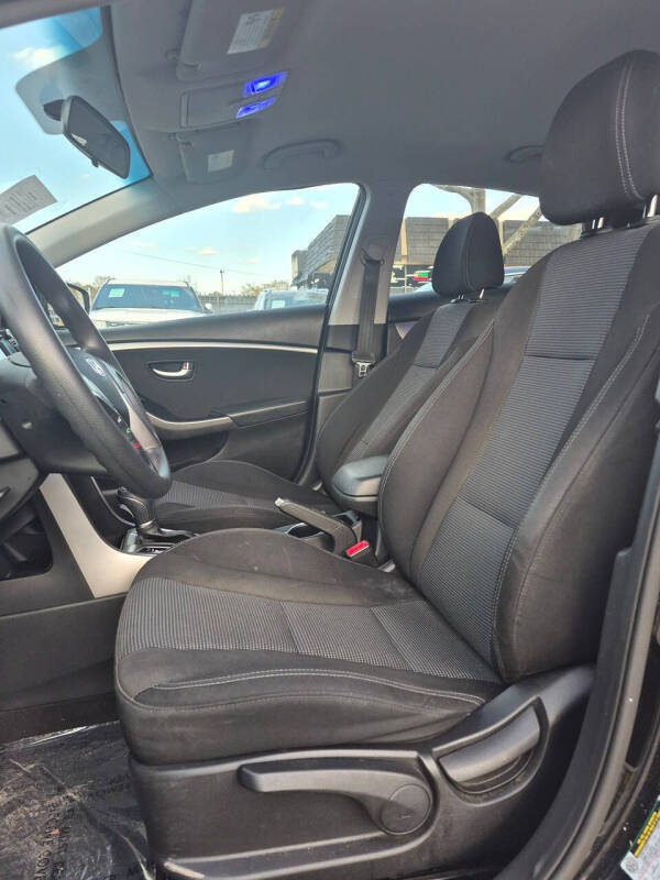 2017 Hyundai Elantra GT