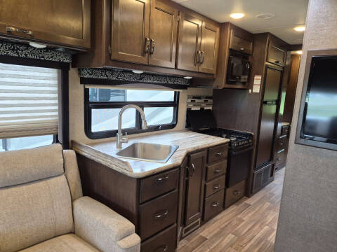 2019 Thor Motor Coach Ace 33.1