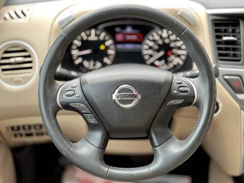 2018 Nissan Pathfinder SL