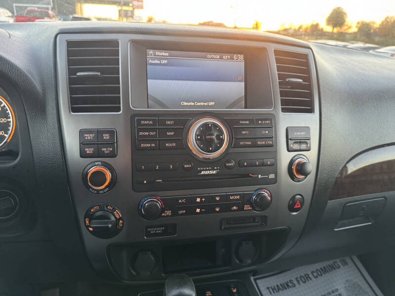 2012 Nissan Armada SV