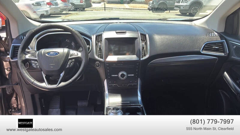 2019 Ford Edge Titanium