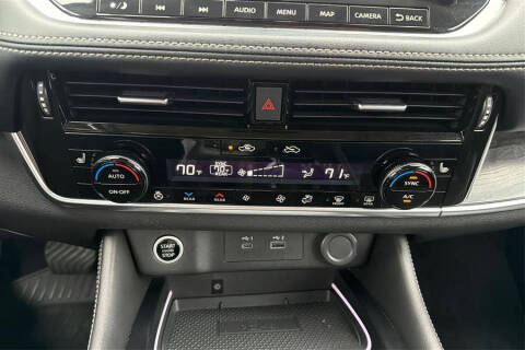 2021 Nissan Rogue Platinum