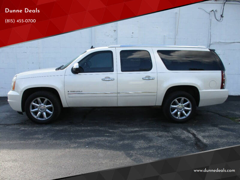 2009 GMC Yukon XL for sale at Dunne Deals in Crystal Lake IL