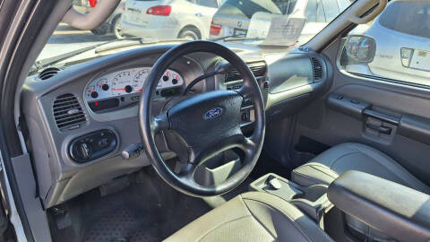 2005 Ford Explorer Sport Trac XLT