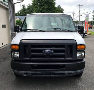 2014 Ford E-Series E-150