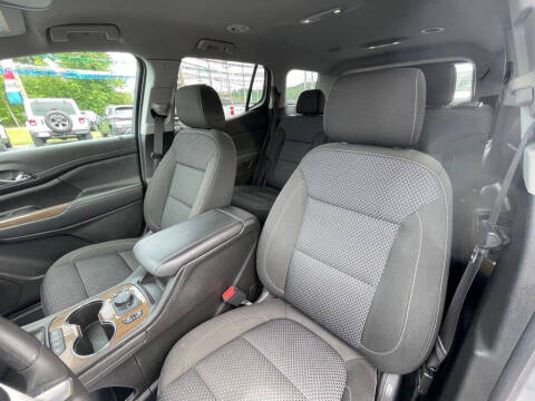 2023 GMC Acadia SLE