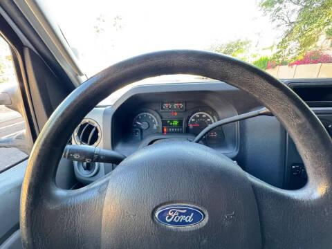 2010 Ford E-Series E-250