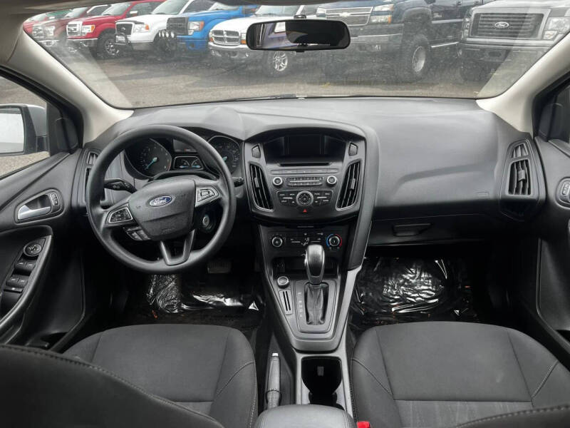 2017 Ford Focus SE