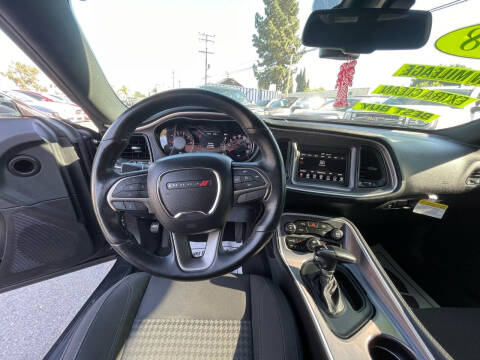 2019 Dodge Challenger SXT