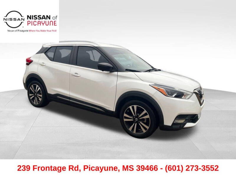 2019 Nissan Kicks SR