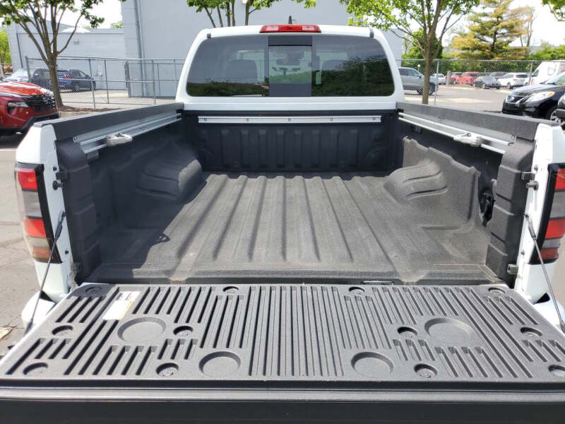 2024 Nissan Frontier SV