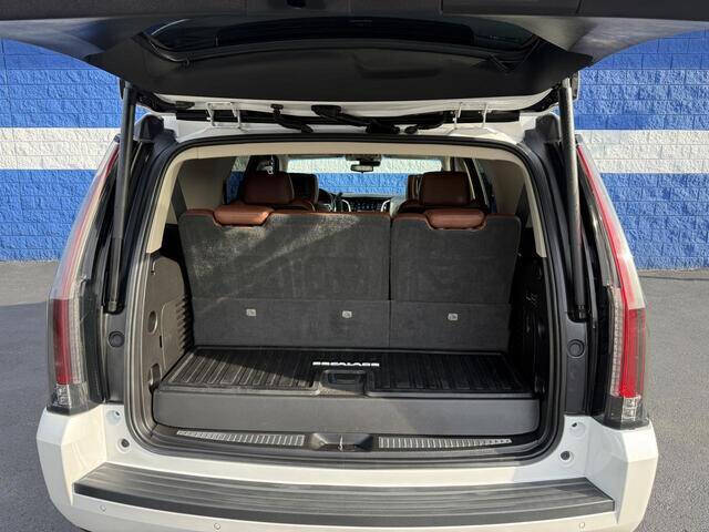 2019 Cadillac Escalade Luxury