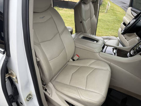 2018 Cadillac Escalade ESV Standard