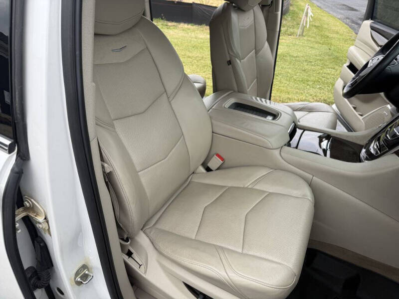 2018 Cadillac Escalade ESV Standard