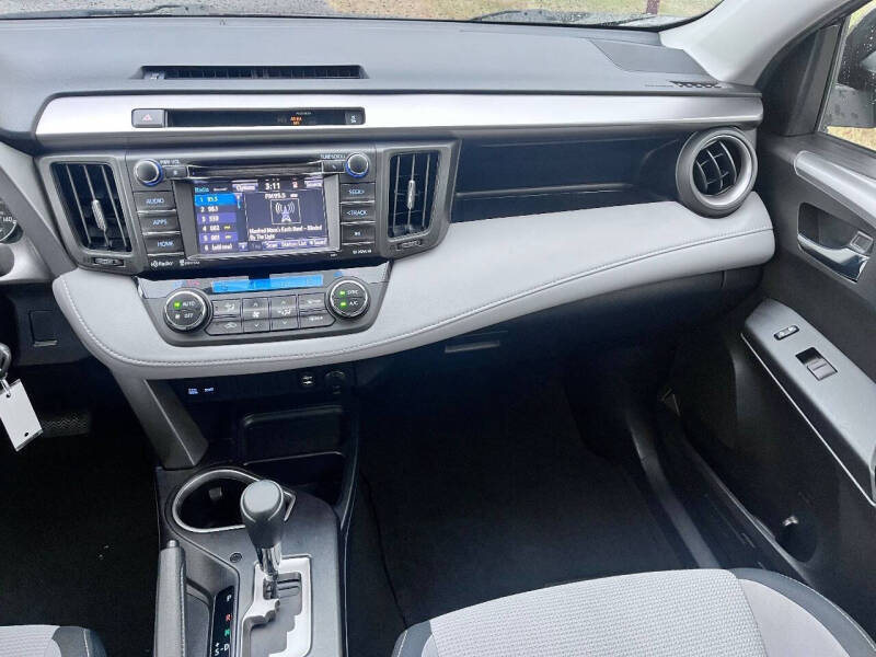 2016 Toyota RAV4 XLE