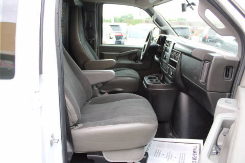 2023 GMC Savana 2500