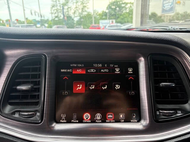 2017 Dodge Challenger SXT