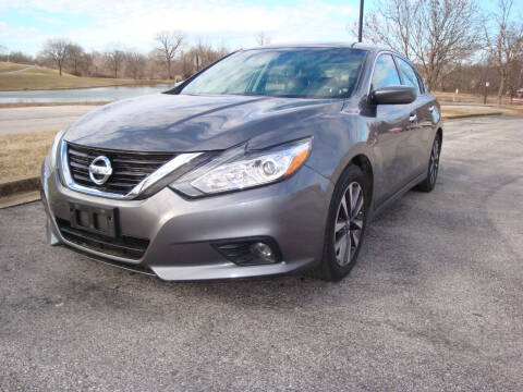 2017 Nissan Altima for sale at MMC Auto Sales in Saint Louis MO
