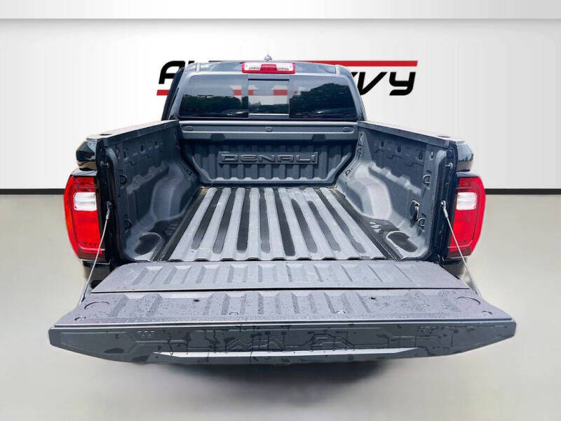 2024 GMC Canyon Denali