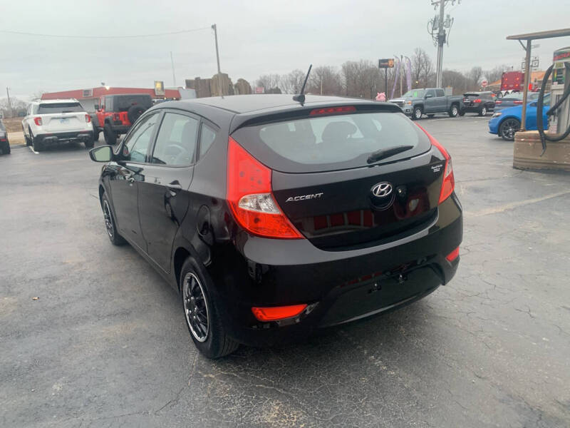 2013 Hyundai Accent GS